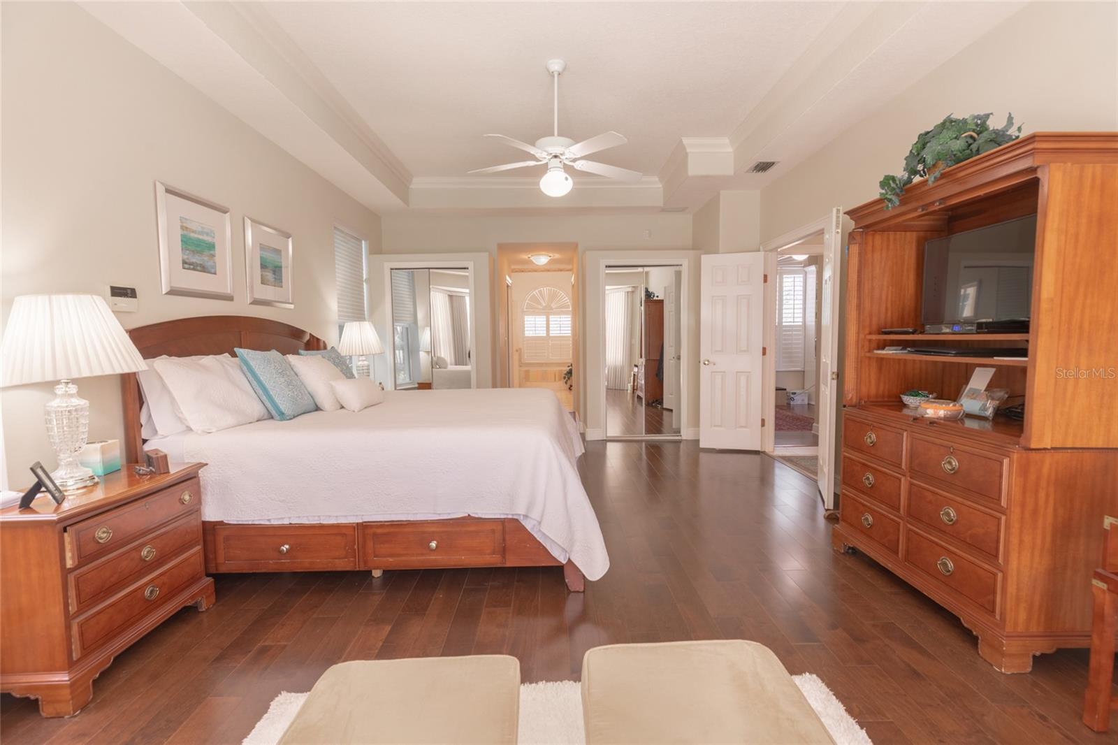 PINE LAKES - Residential