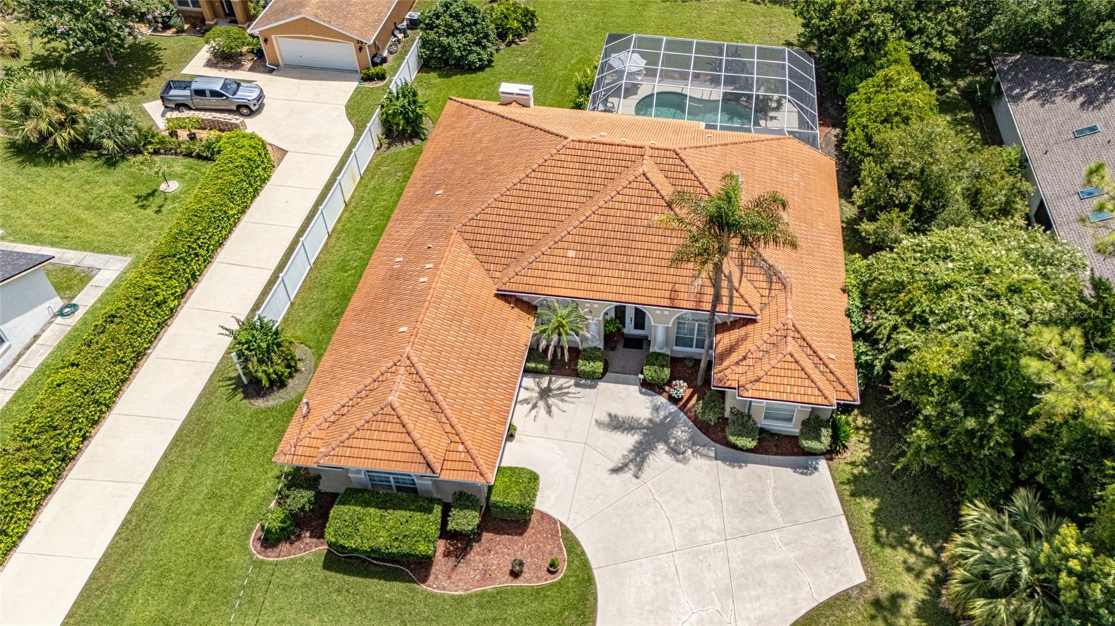 PINE LAKES - Residential