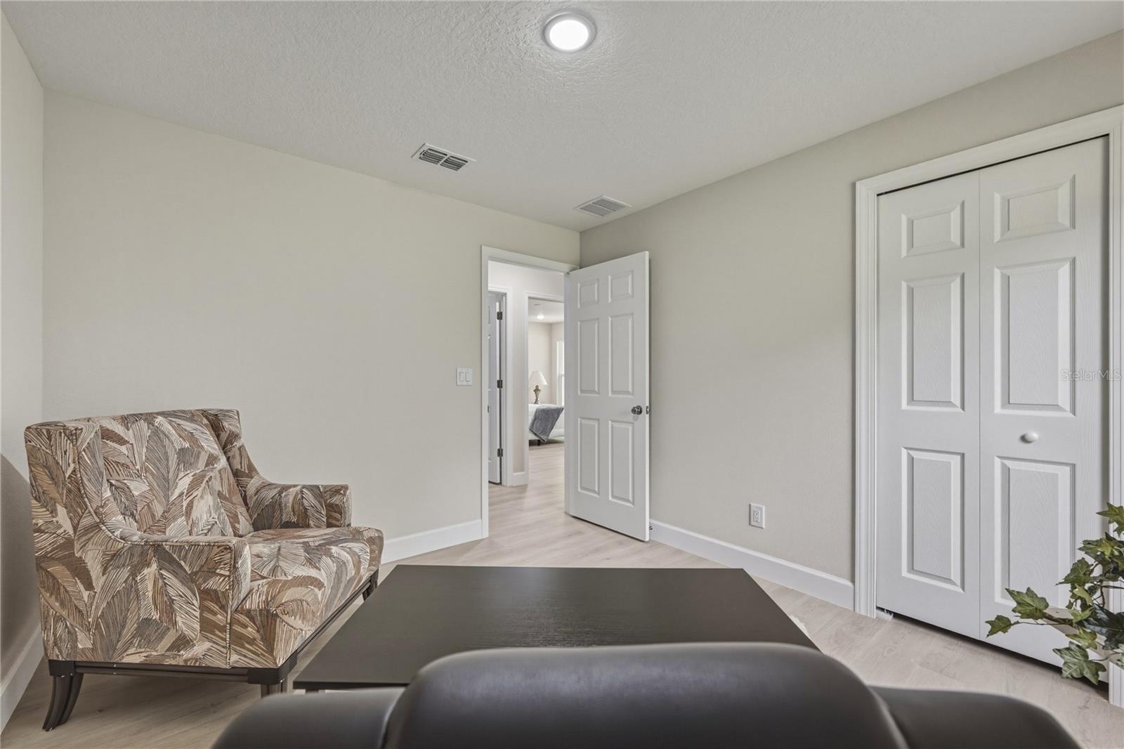 VOLUSIA INVEST CO - Residential