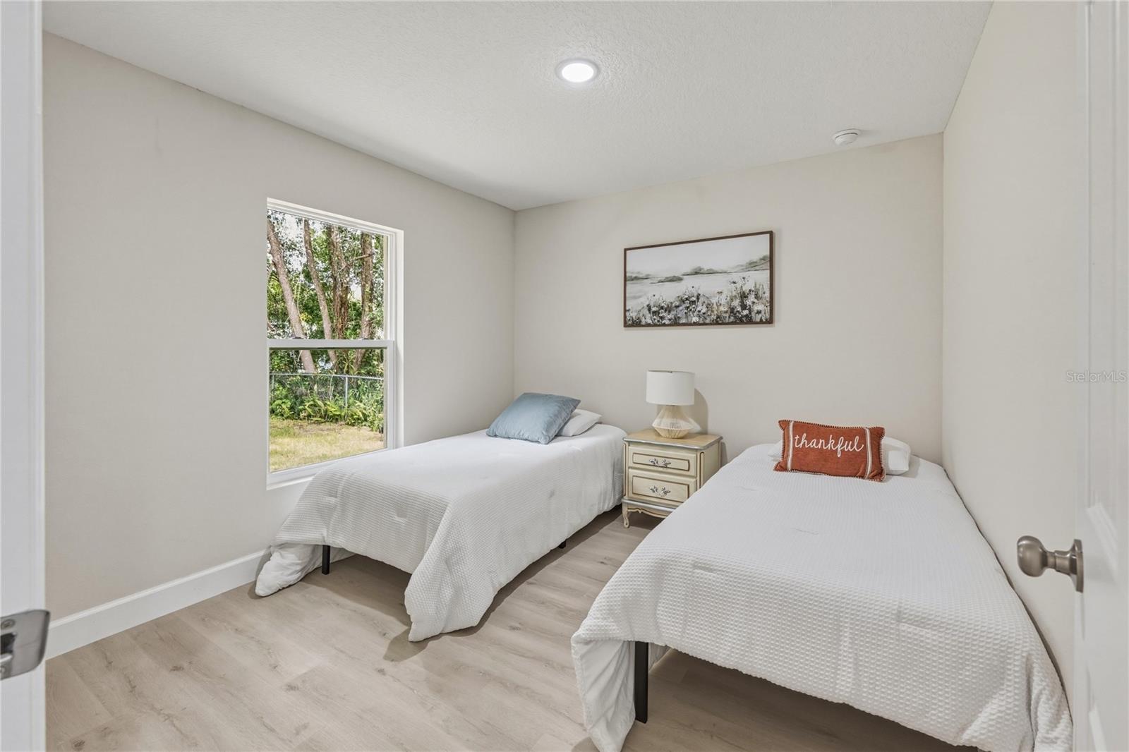 VOLUSIA INVEST CO - Residential