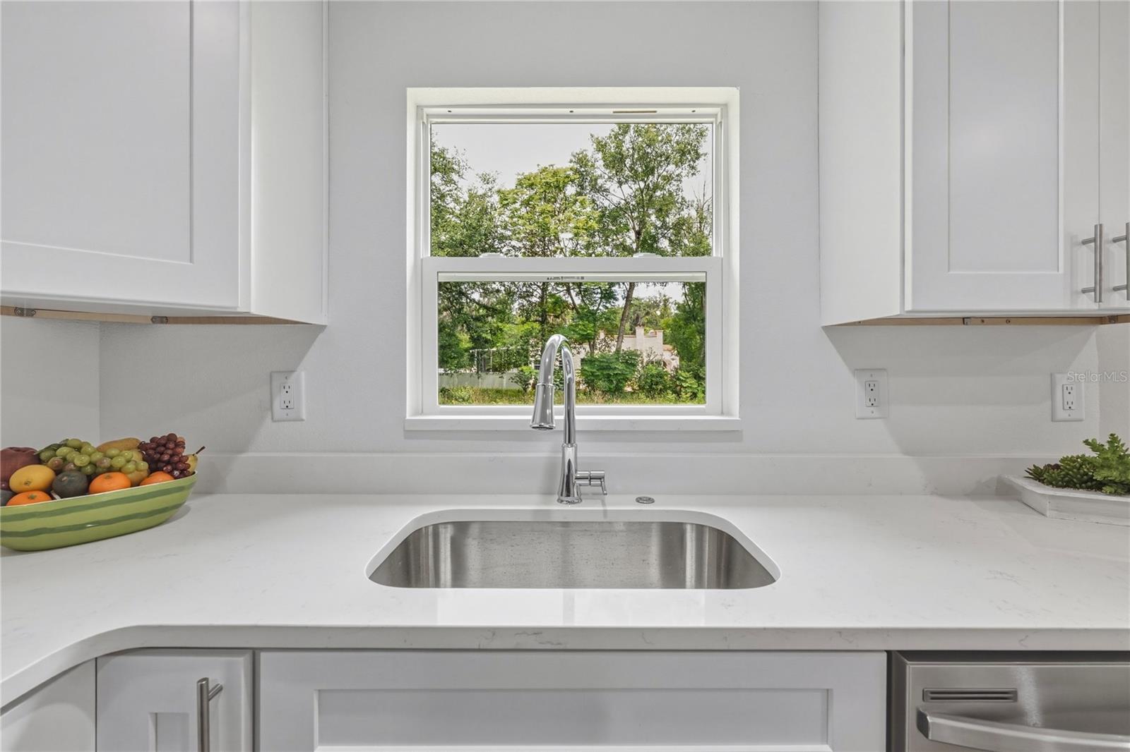 VOLUSIA INVEST CO - Residential