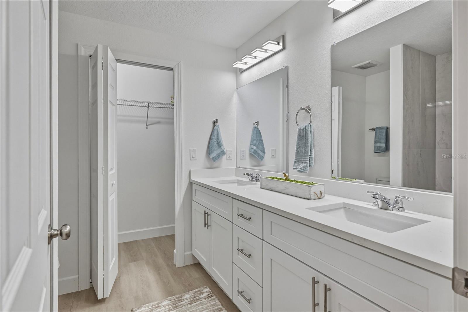 VOLUSIA INVEST CO - Residential