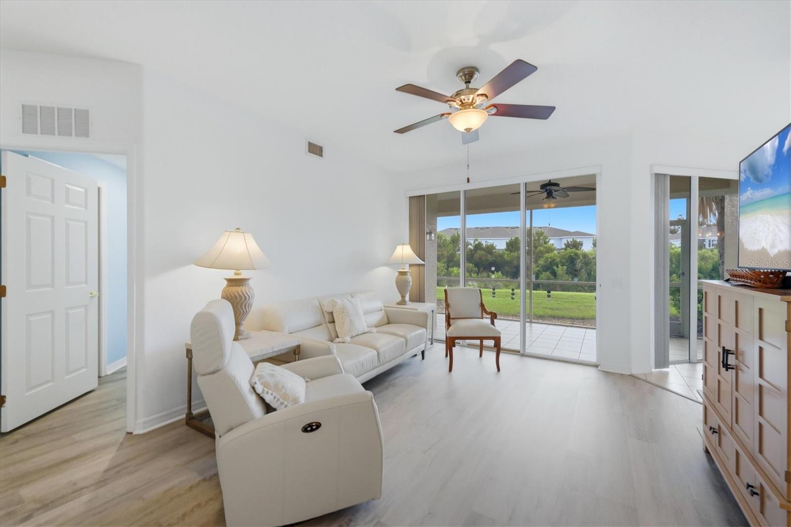 ARIELLE/PALMER RANCH SEC IV - Residential