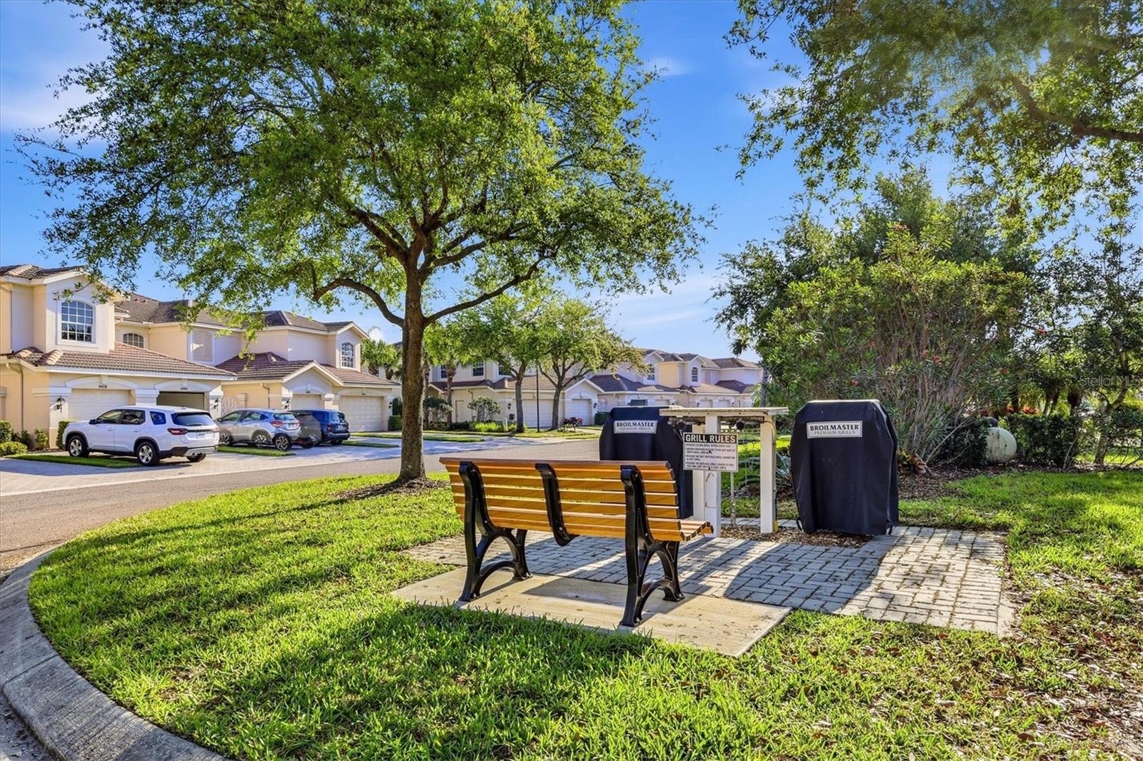 ARIELLE/PALMER RANCH SEC IV - Residential