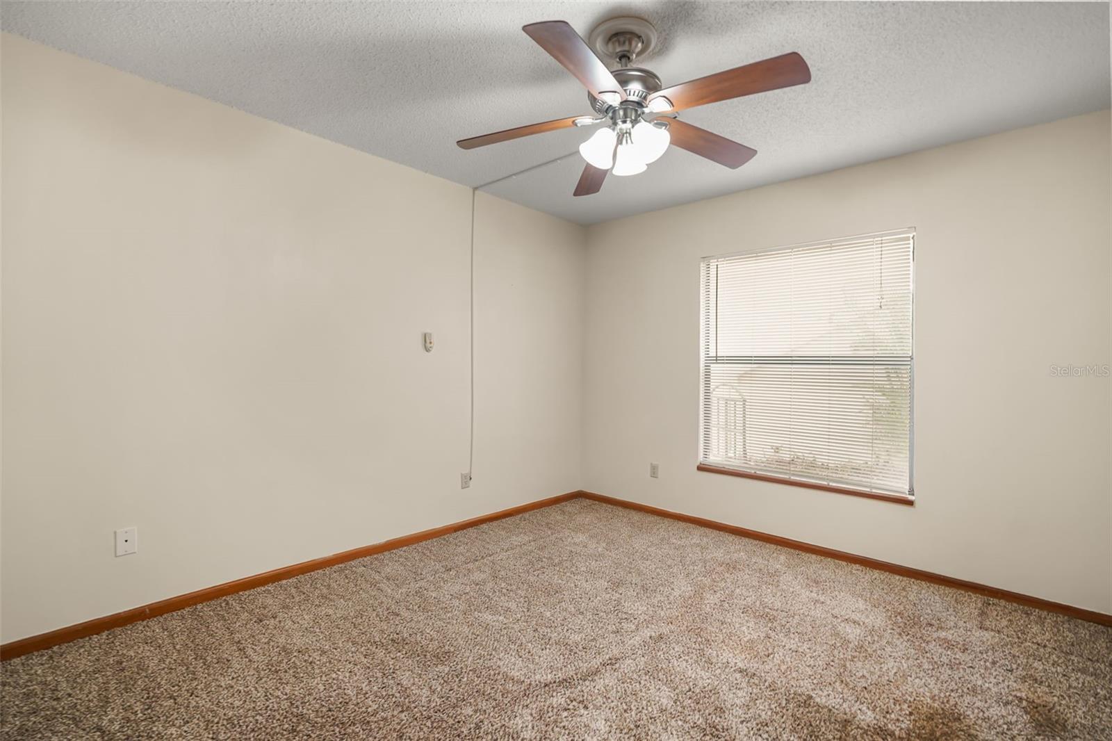 RAINTREE VILLAGE CONDO PH 02 - Residential