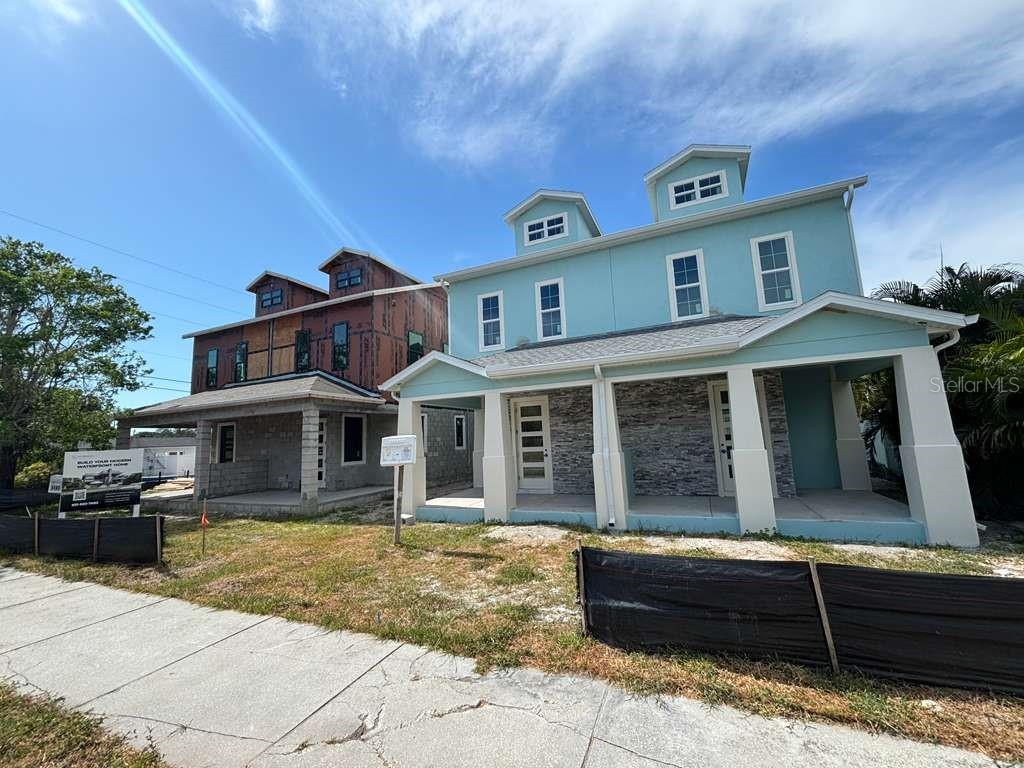 1ST AVE NORTH FARMHOUSES - Residential Income