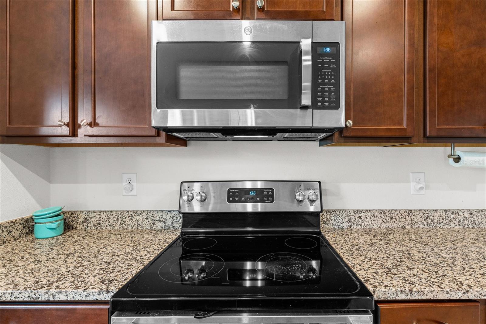 SUMMERWOODS PH IB - Residential Lease