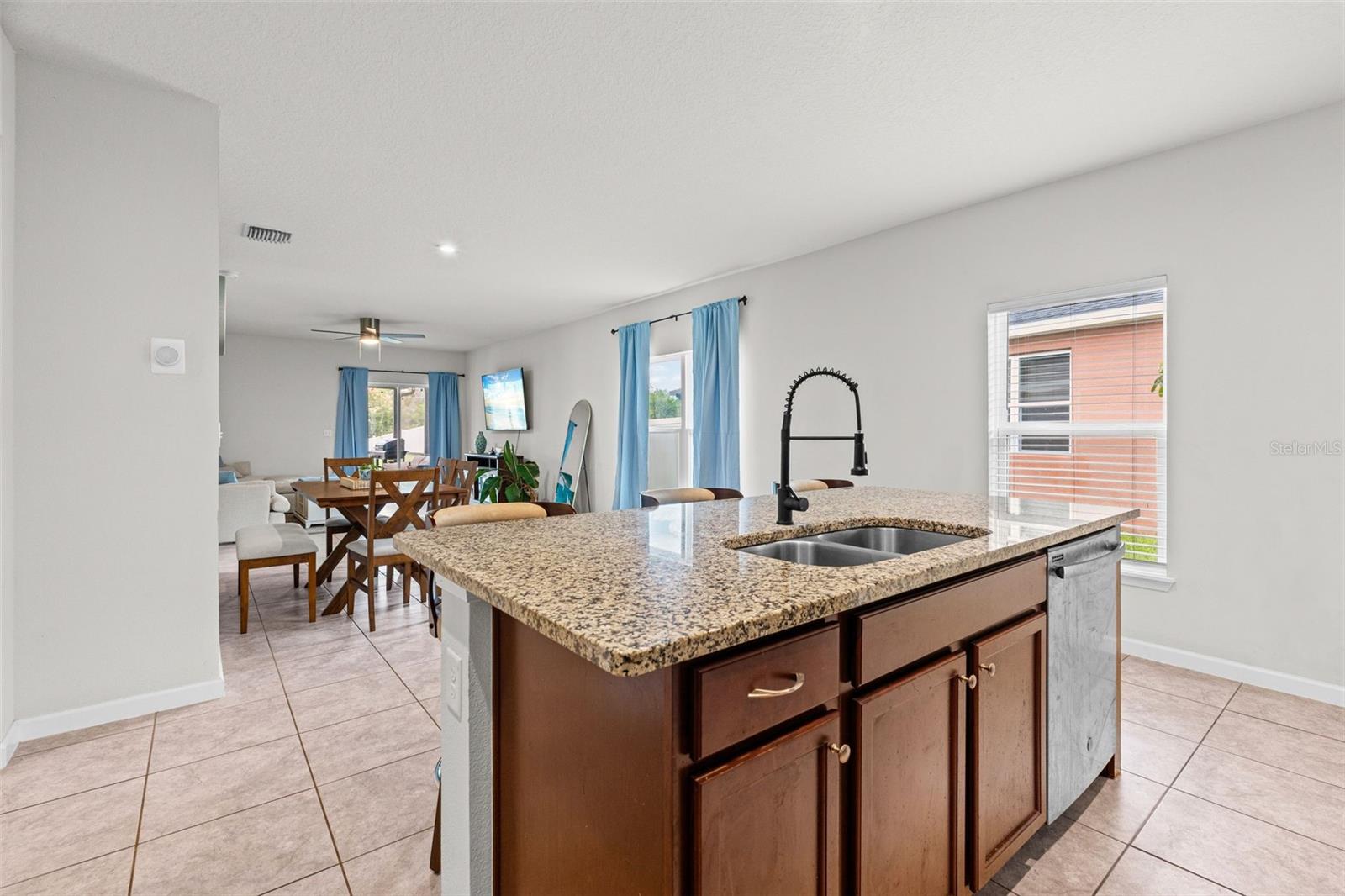 SUMMERWOODS PH IB - Residential Lease