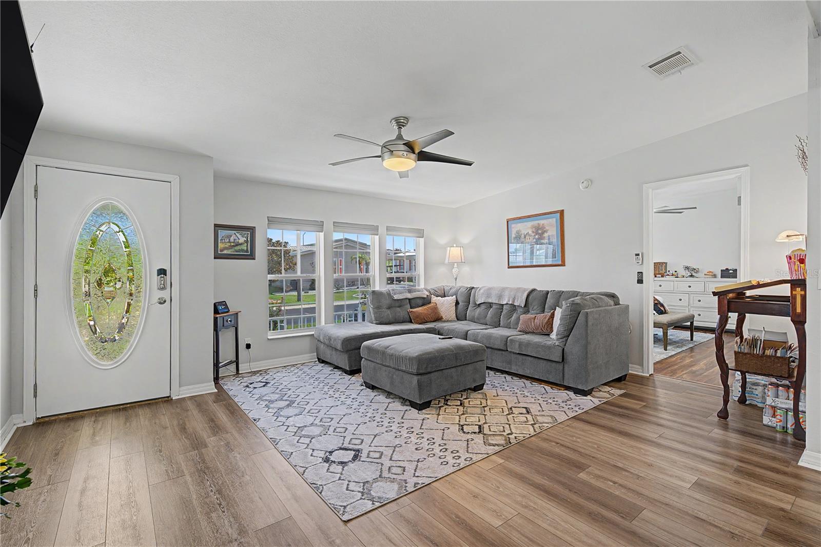 GRAND HORIZONS - Residential