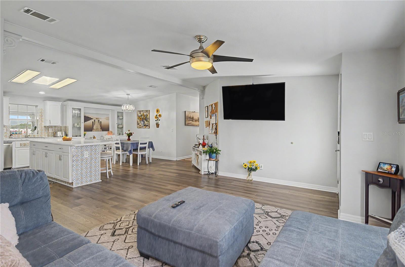 GRAND HORIZONS - Residential