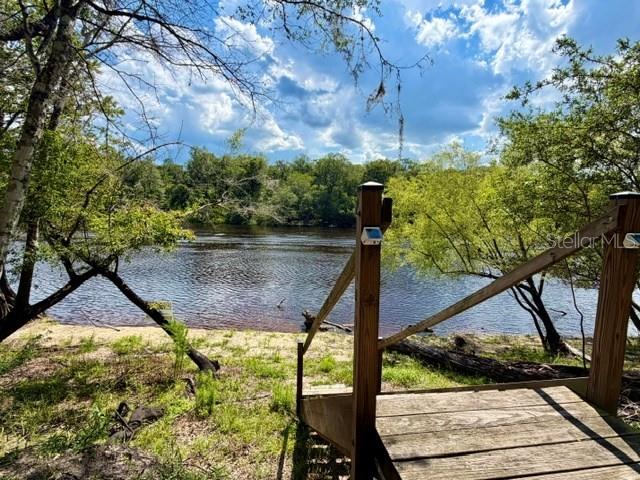1ST ADD SUWANNEE LANDING SUB - Land