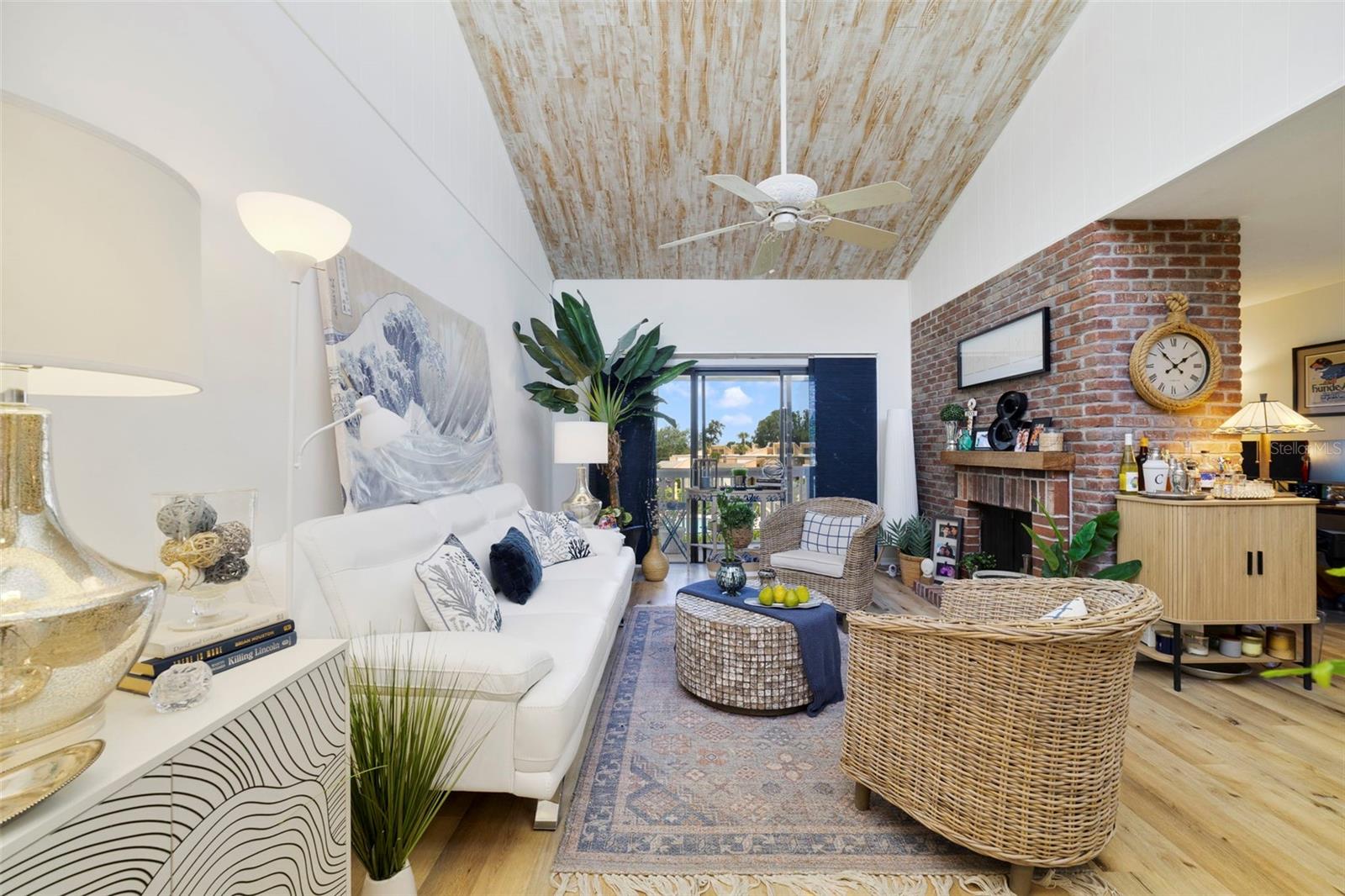 MOUNT DORA BUNKER HILL CONDO - Residential