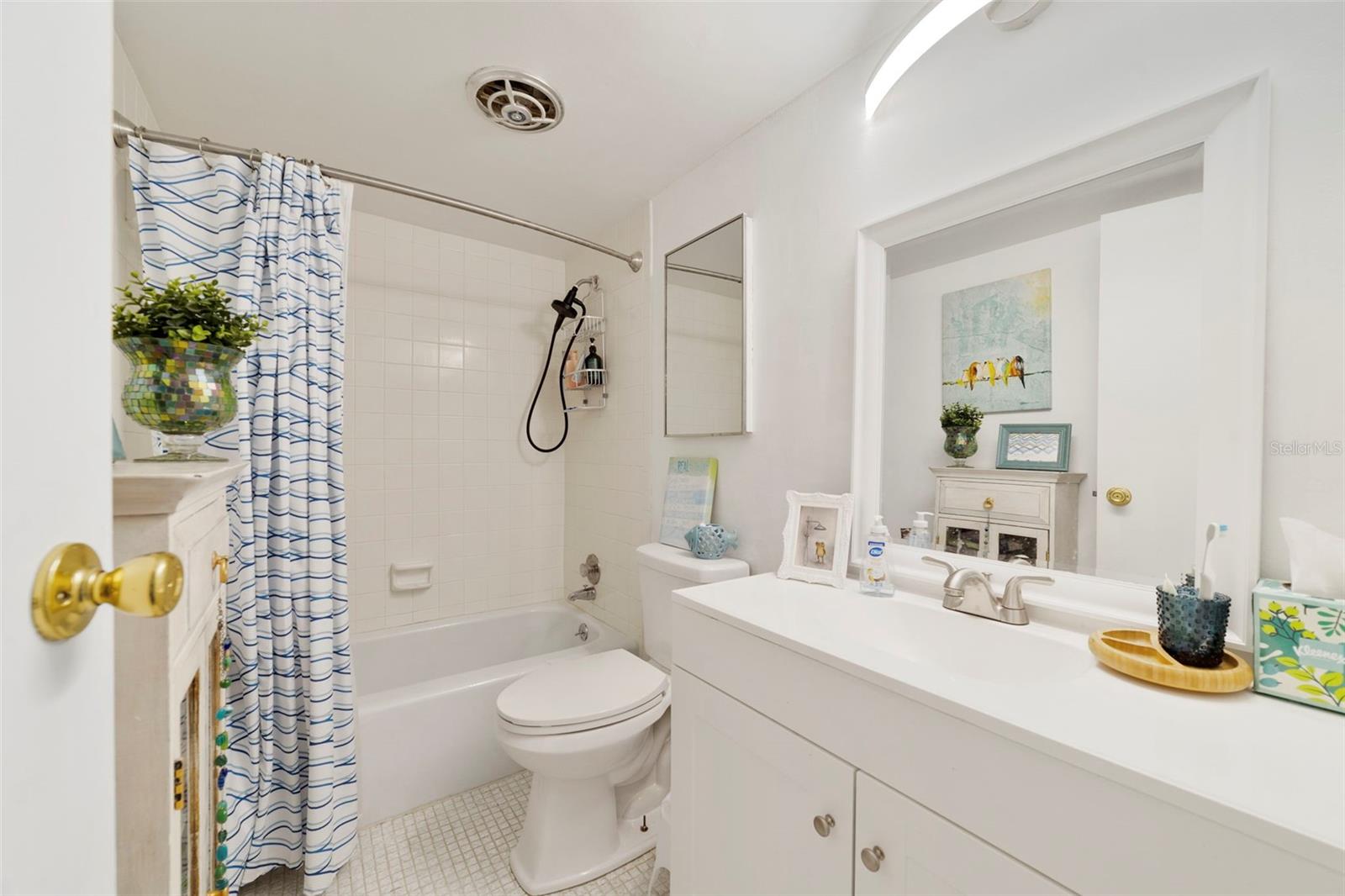 MOUNT DORA BUNKER HILL CONDO - Residential