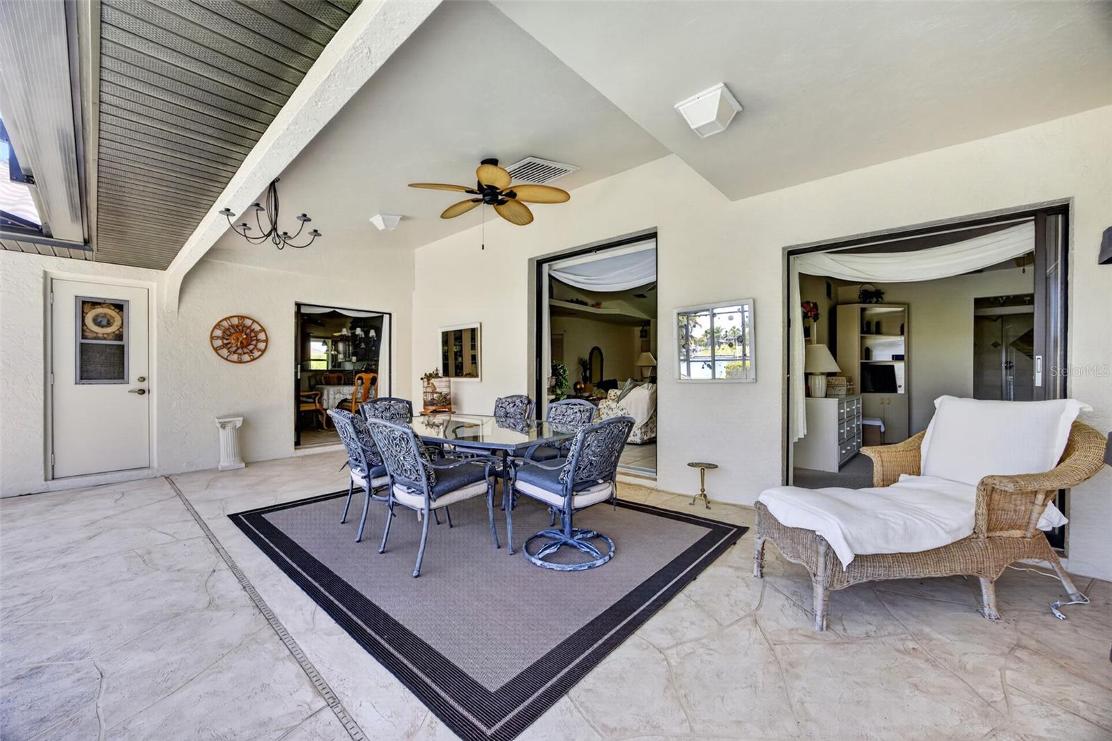 PUNTA GORDA ISLES SEC 15 - Residential