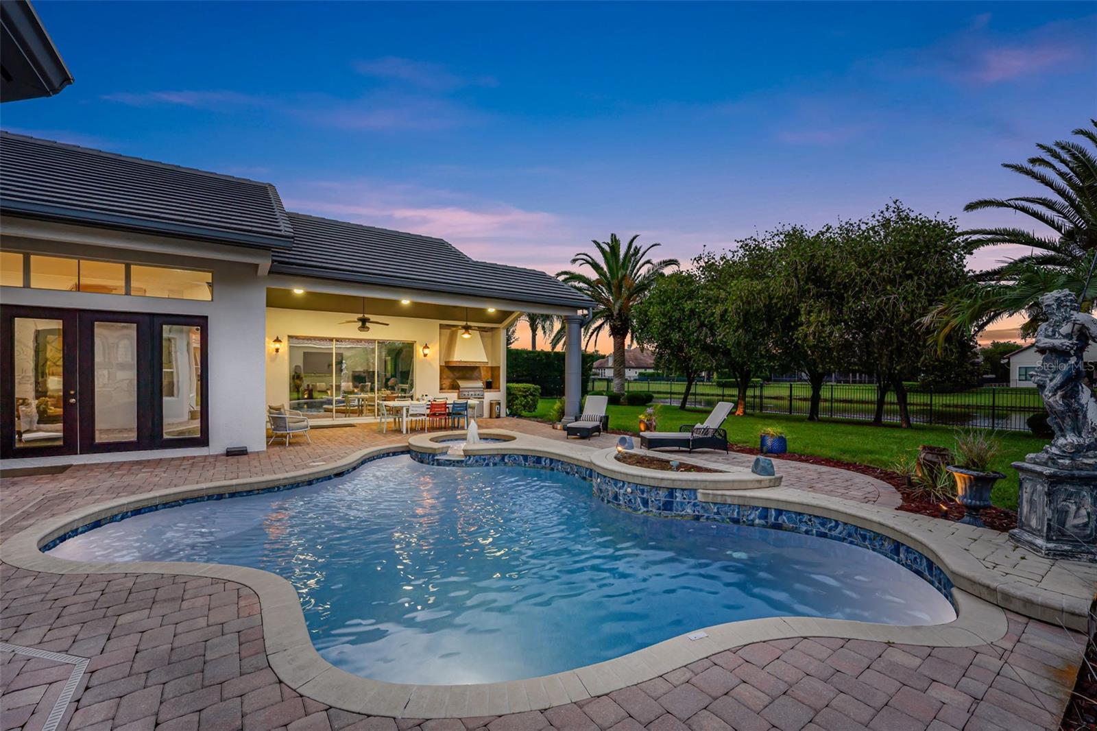 ALAQUA LAKES - Residential