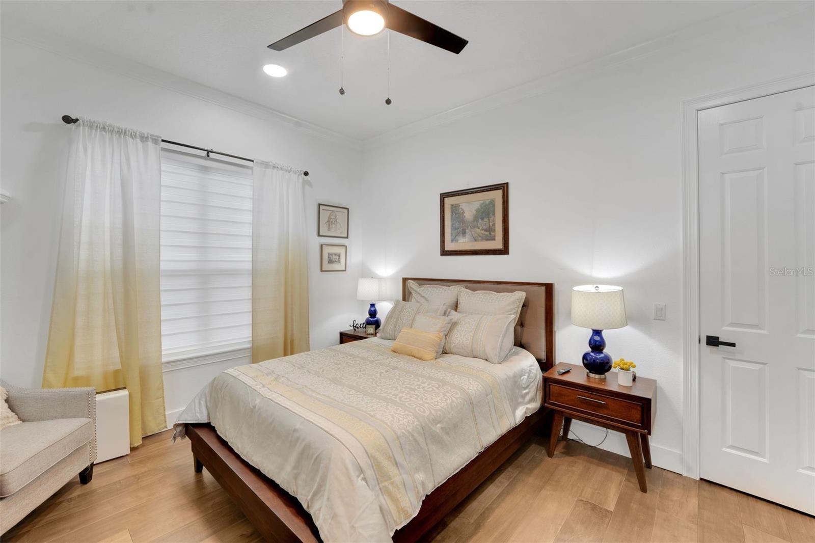ALAQUA LAKES - Residential