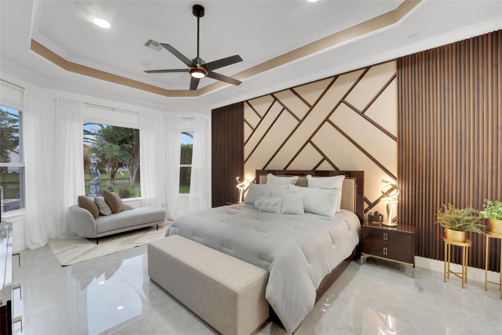 ALAQUA LAKES - Residential