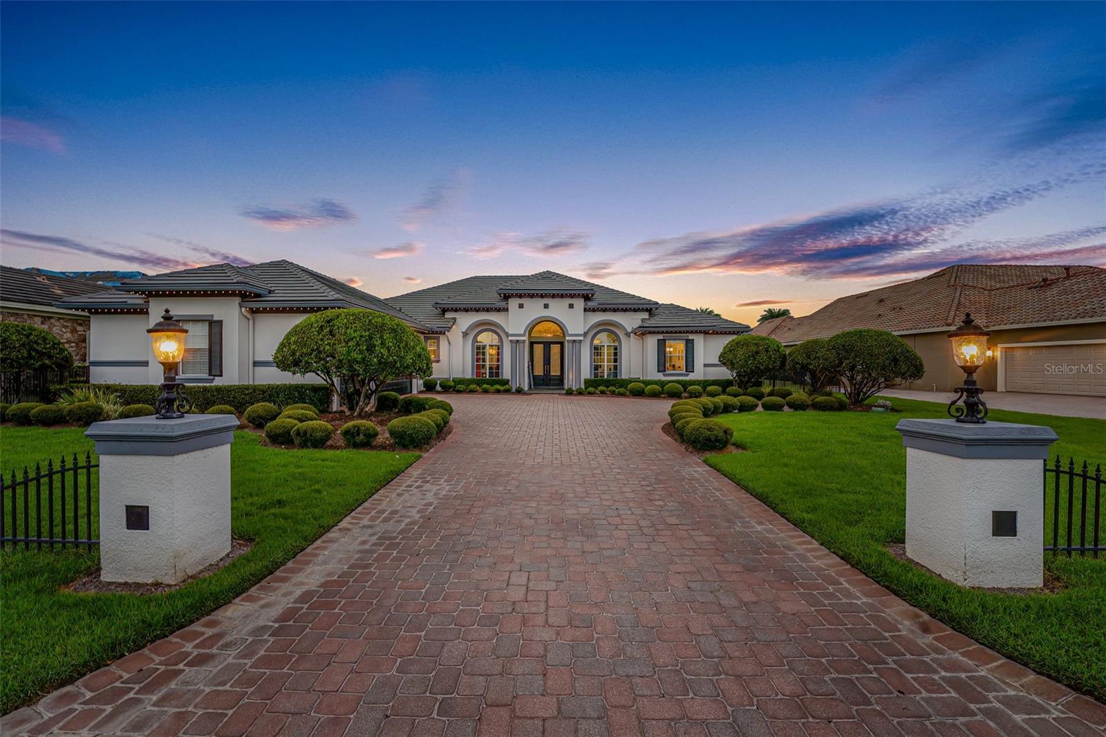 ALAQUA LAKES - Residential