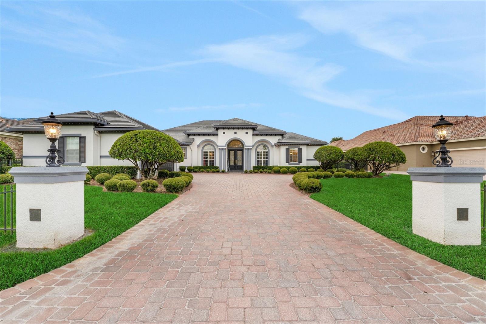 ALAQUA LAKES - Residential