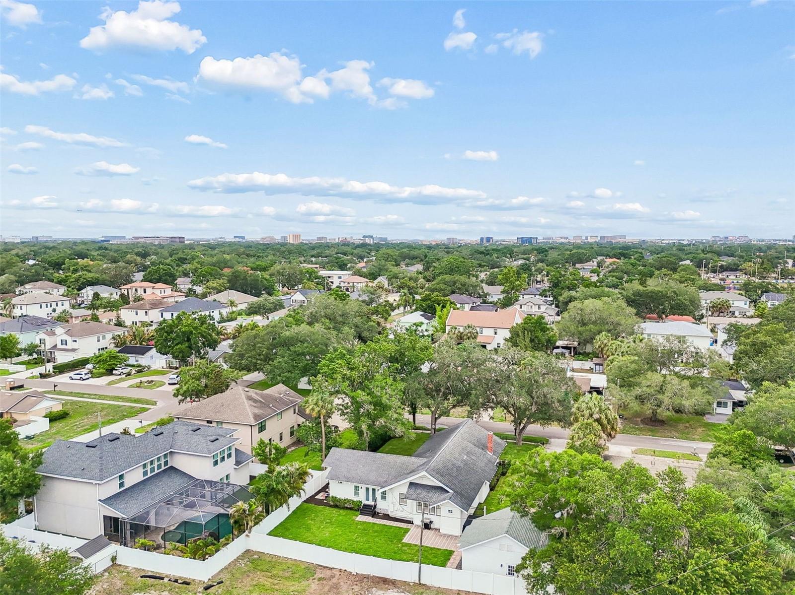 ELENOR PLACE LOT 3 LESS E 10 FT AND LOT 4 - Residential