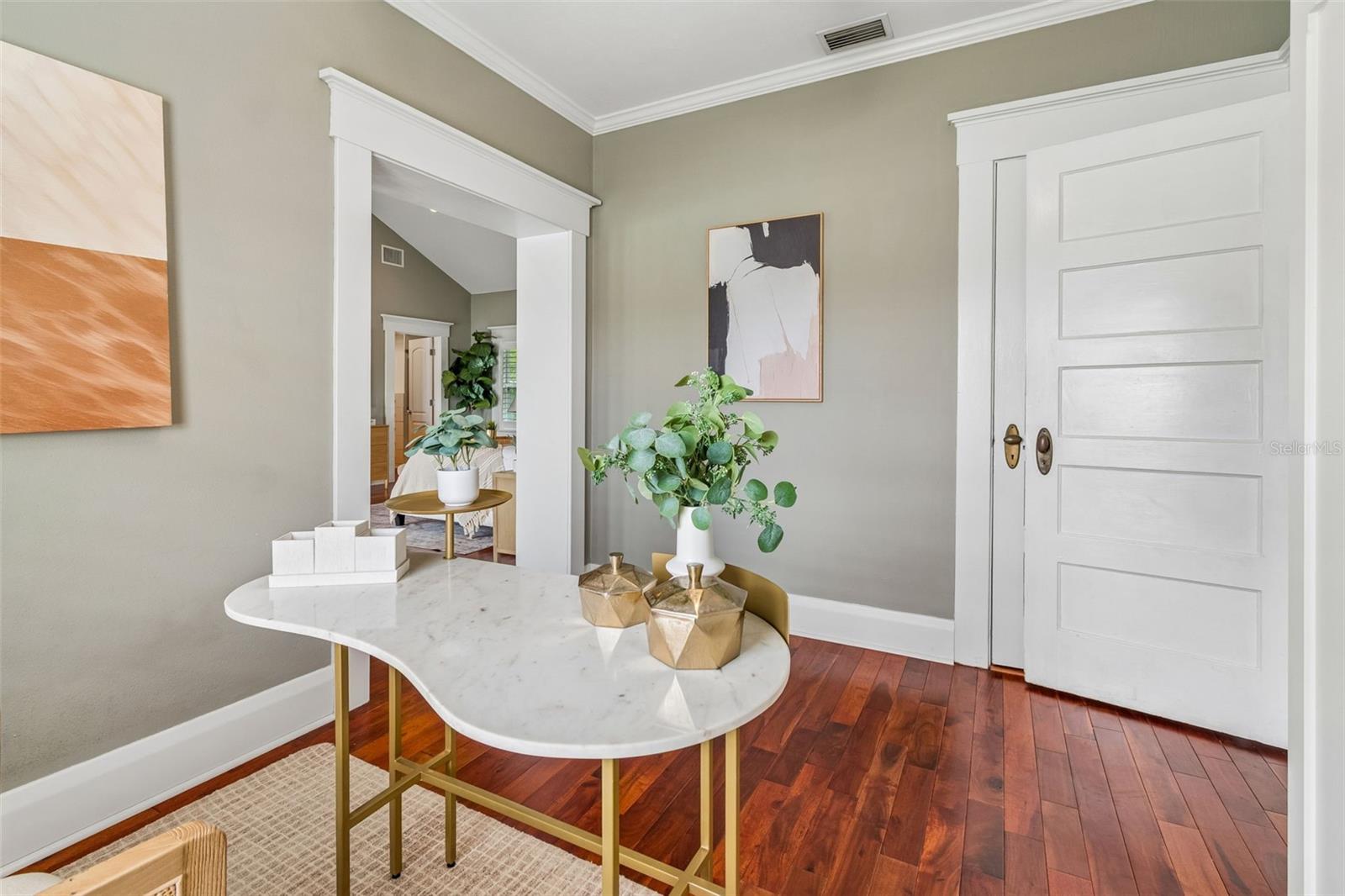 ELENOR PLACE LOT 3 LESS E 10 FT AND LOT 4 - Residential