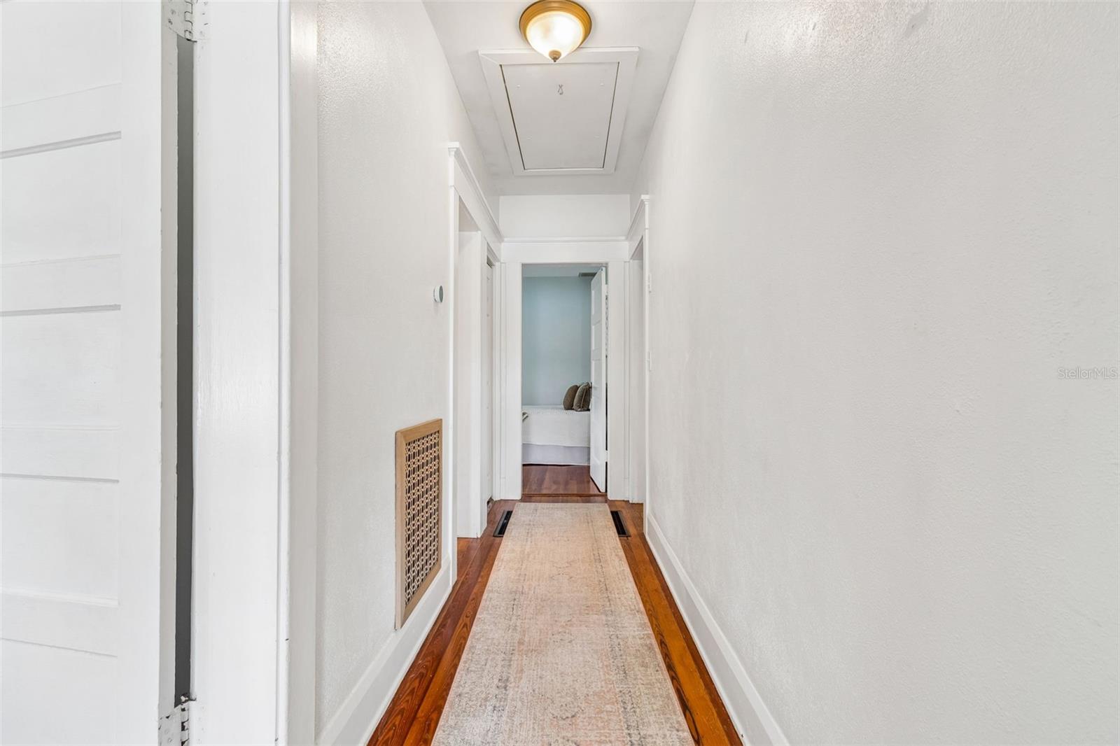 ELENOR PLACE LOT 3 LESS E 10 FT AND LOT 4 - Residential