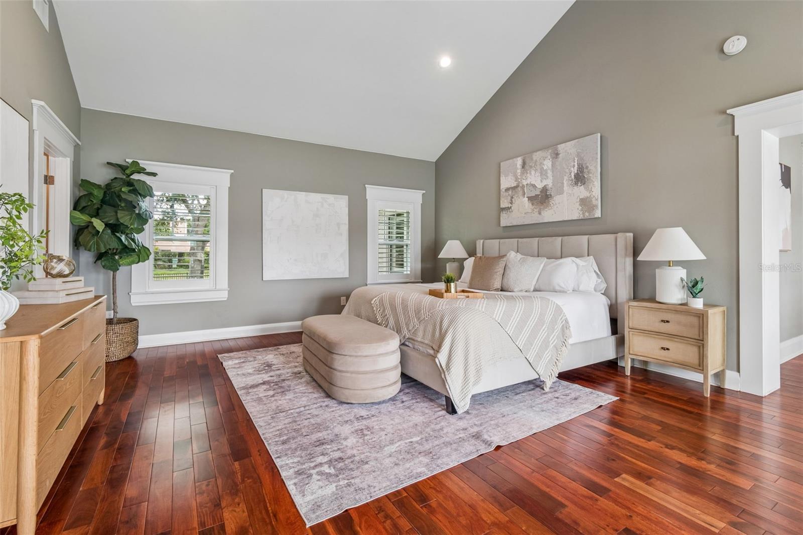 ELENOR PLACE LOT 3 LESS E 10 FT AND LOT 4 - Residential