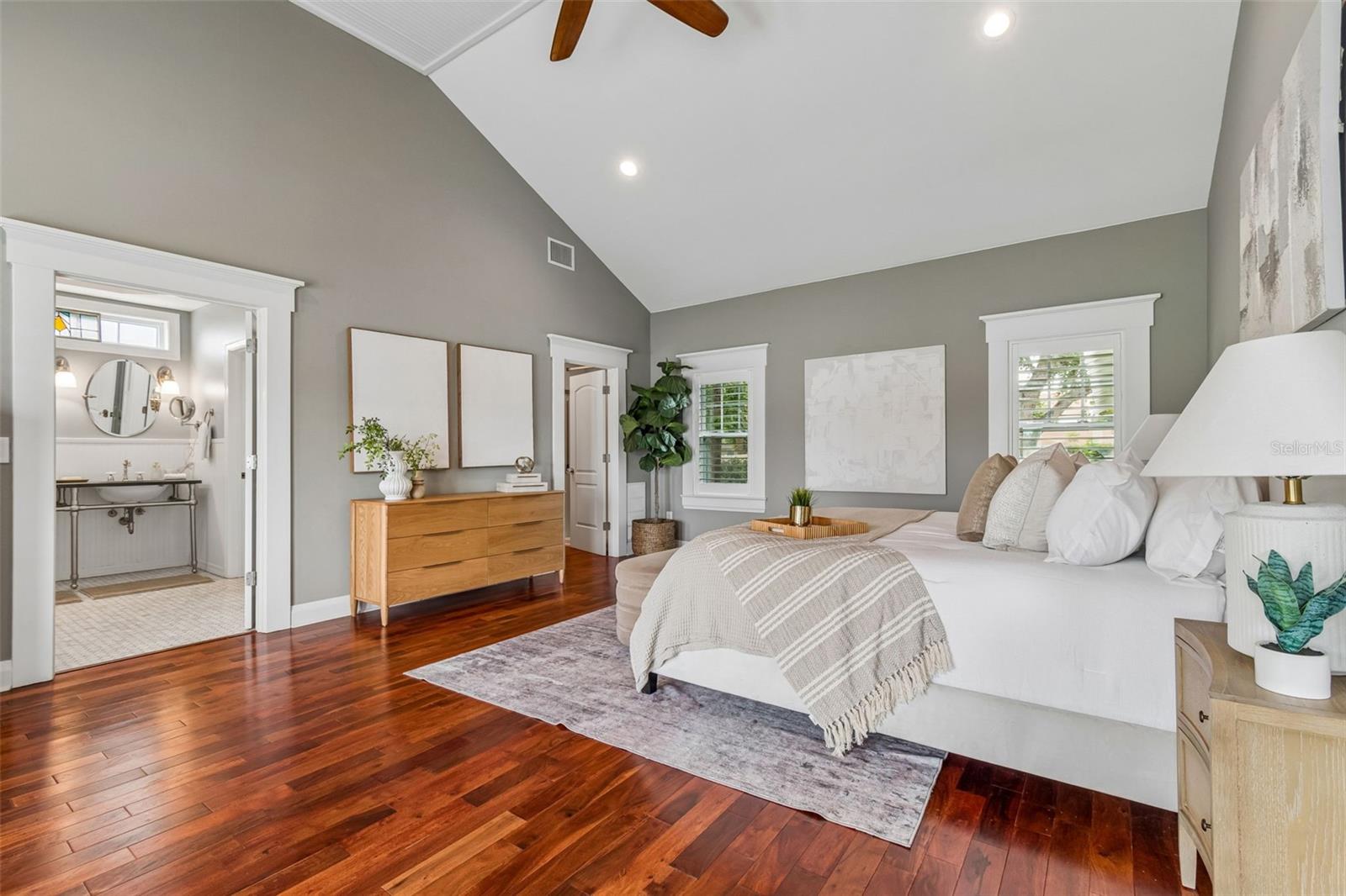 ELENOR PLACE LOT 3 LESS E 10 FT AND LOT 4 - Residential