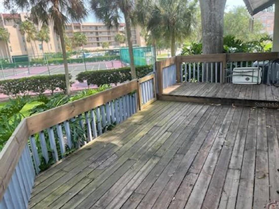 LAKE TARPON SAIL & TENNIS CLUB - Residential Lease