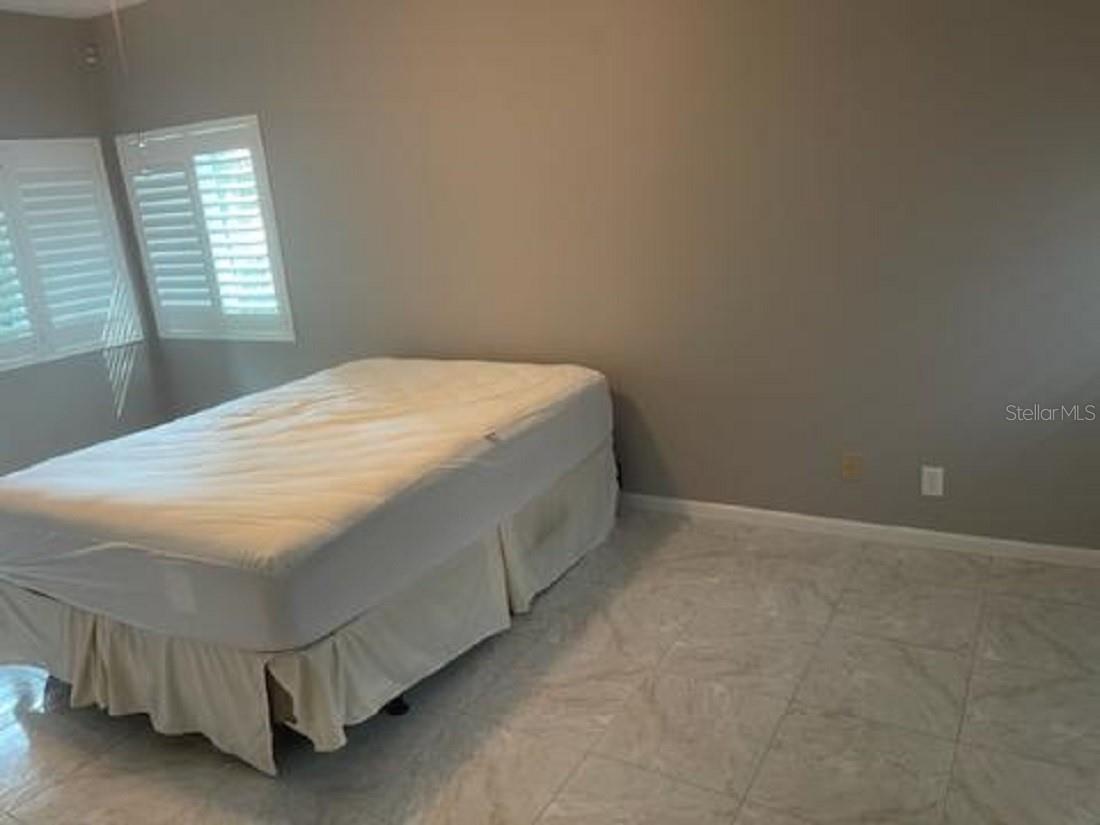 LAKE TARPON SAIL & TENNIS CLUB - Residential Lease