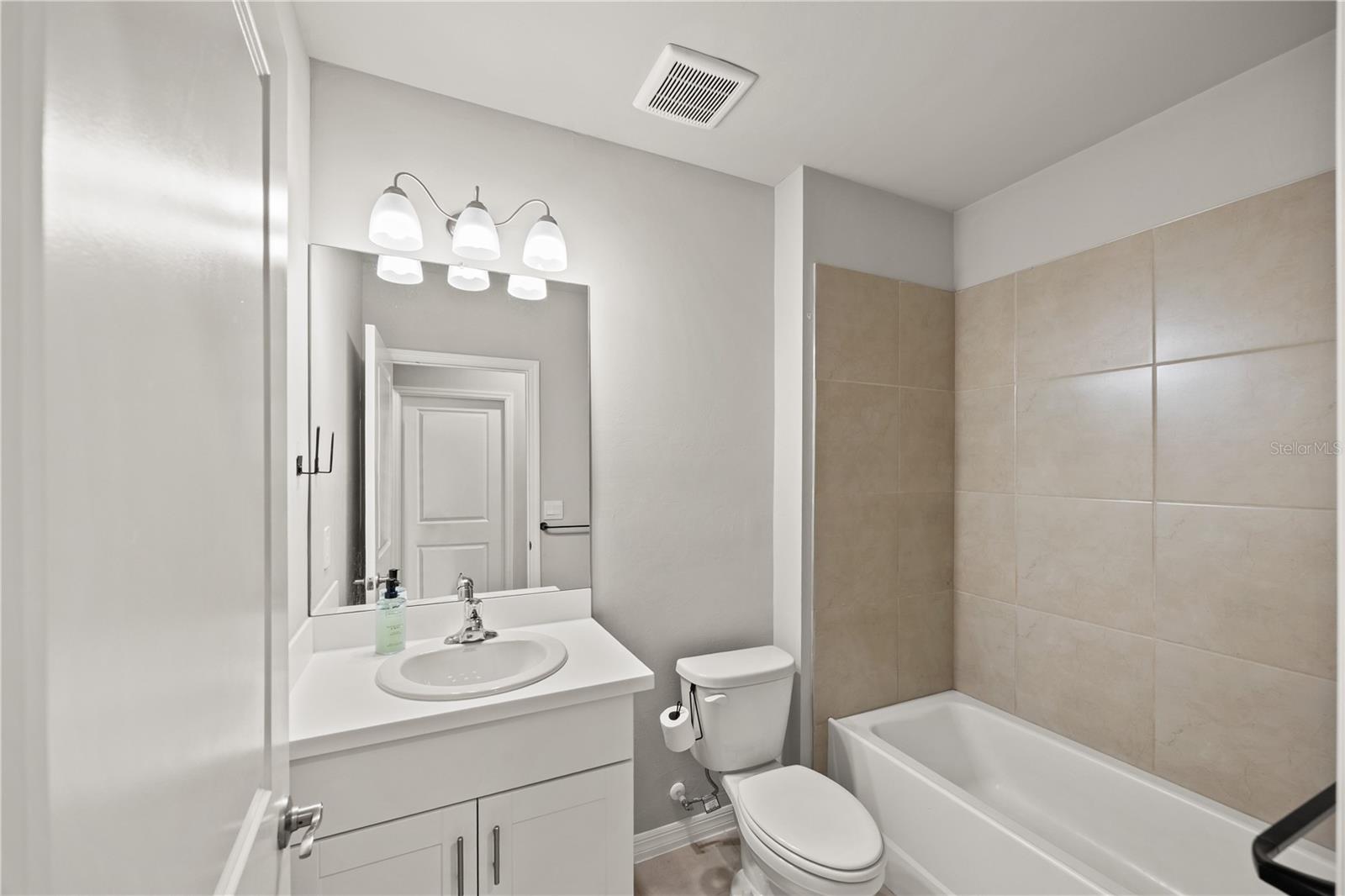 COVE/WEST PORT PH 1B - Residential