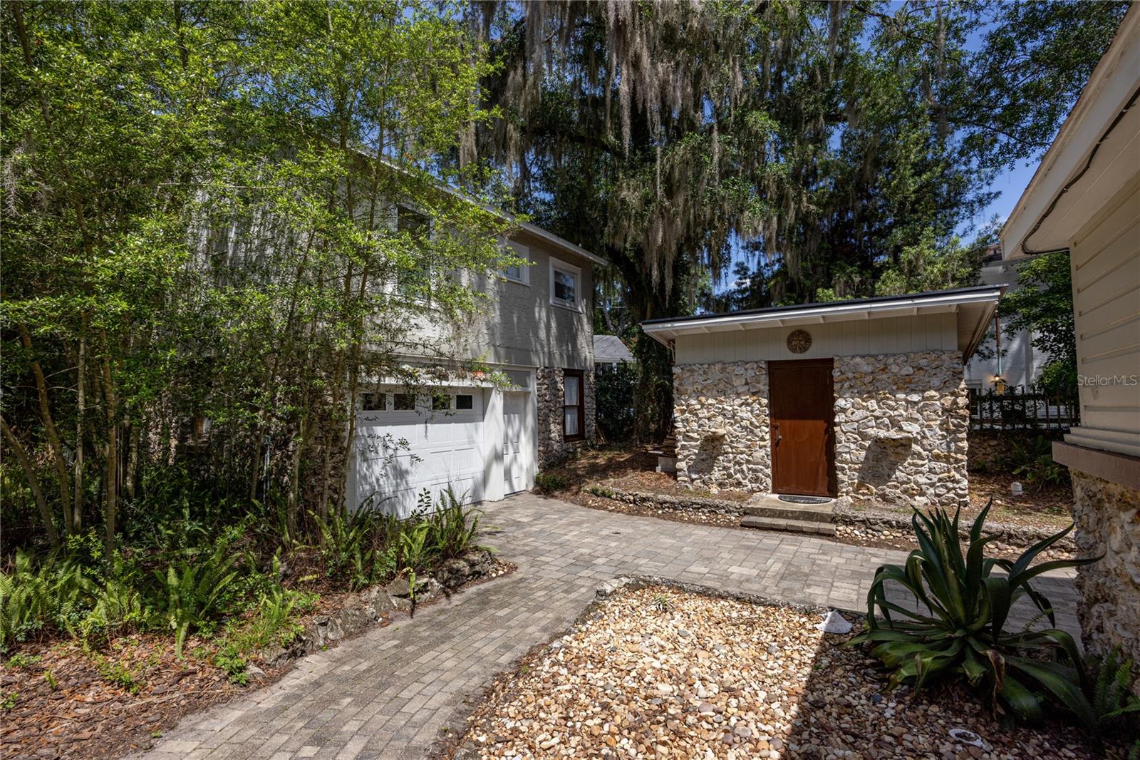 HIGHLANDS - Residential