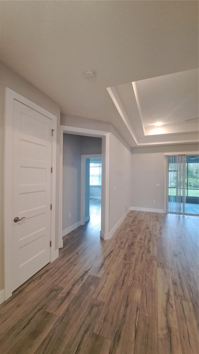 PALM COAST/EASTHAMPTON SEC 34 - Residential Lease