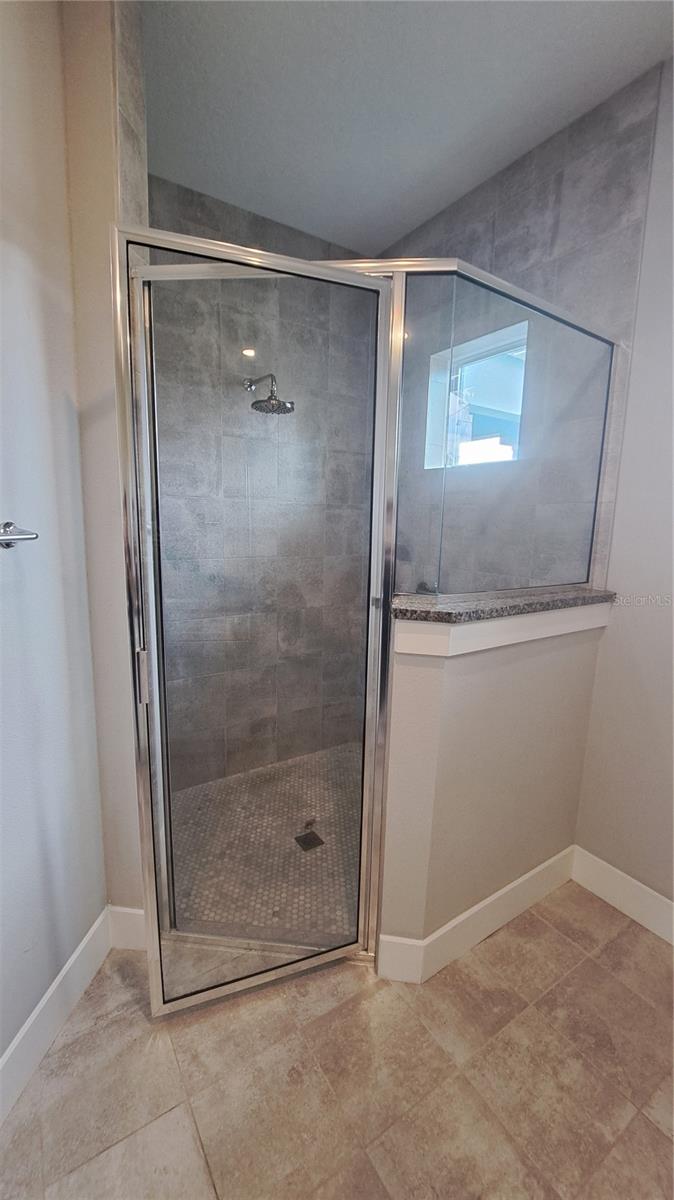PALM COAST/EASTHAMPTON SEC 34 - Residential Lease