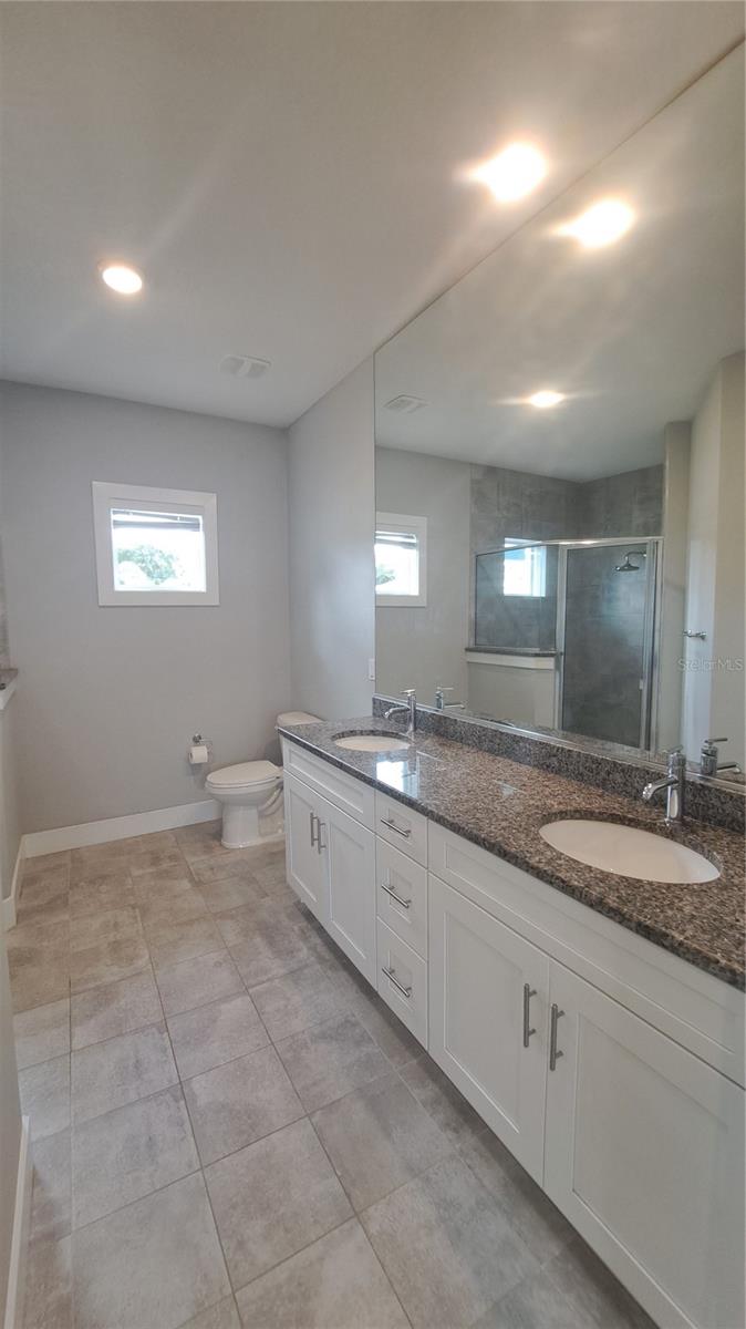 PALM COAST/EASTHAMPTON SEC 34 - Residential Lease