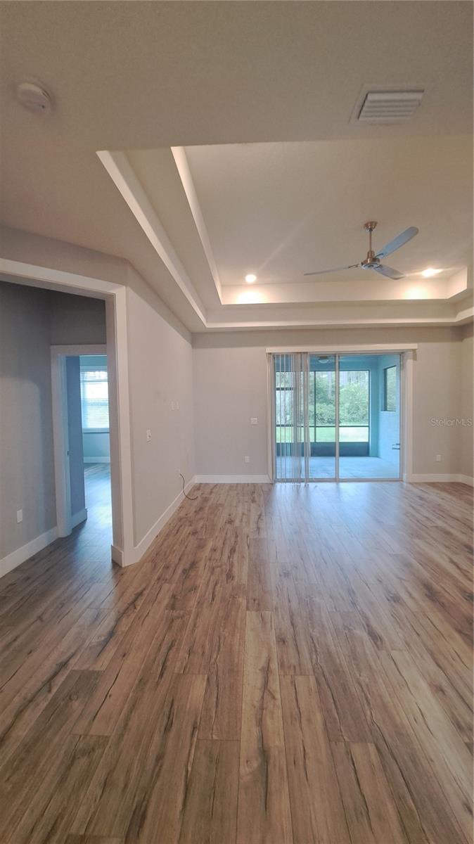 PALM COAST/EASTHAMPTON SEC 34 - Residential Lease