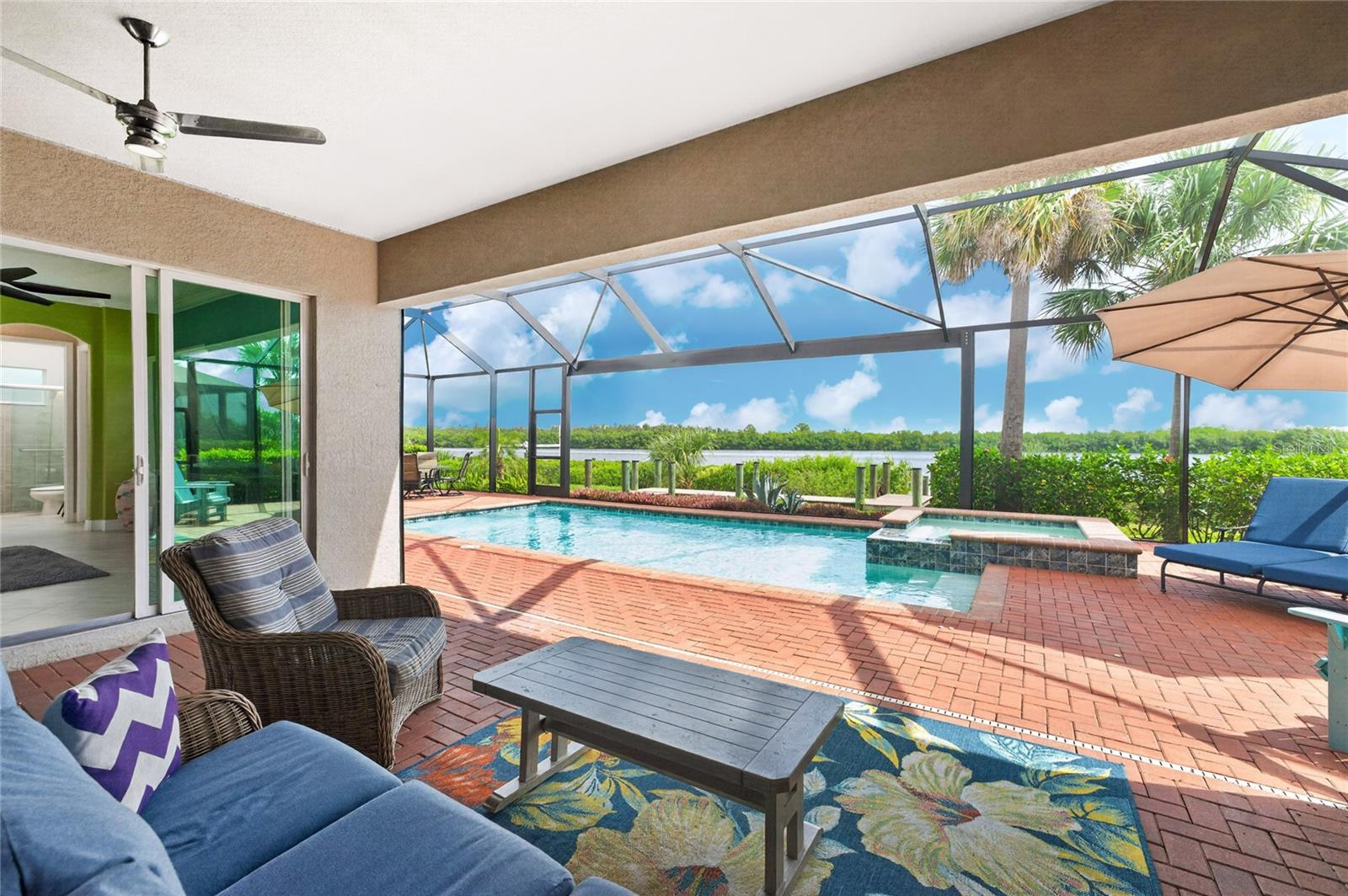 HARBOR WEST - Residential
