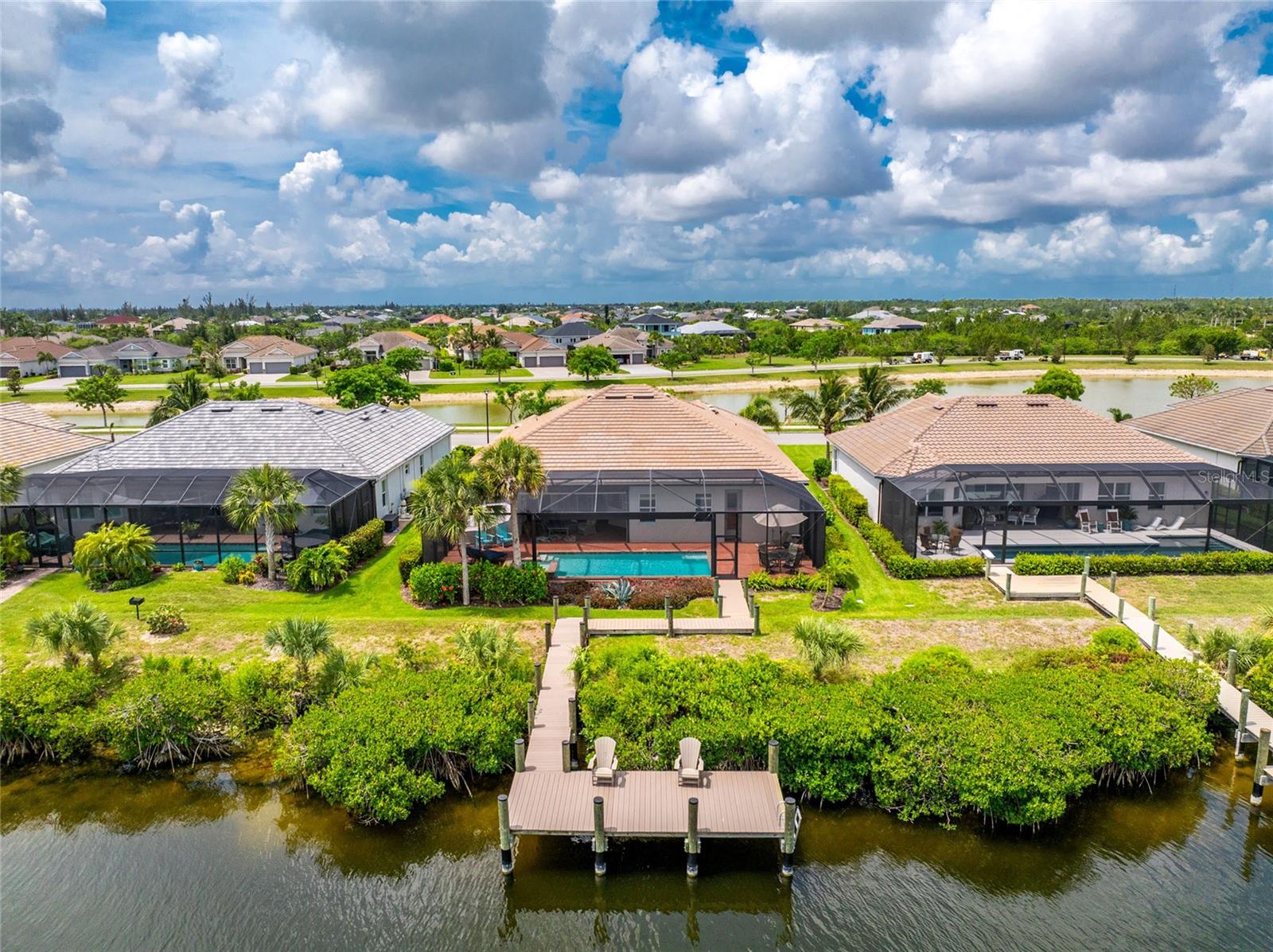 HARBOR WEST - Residential