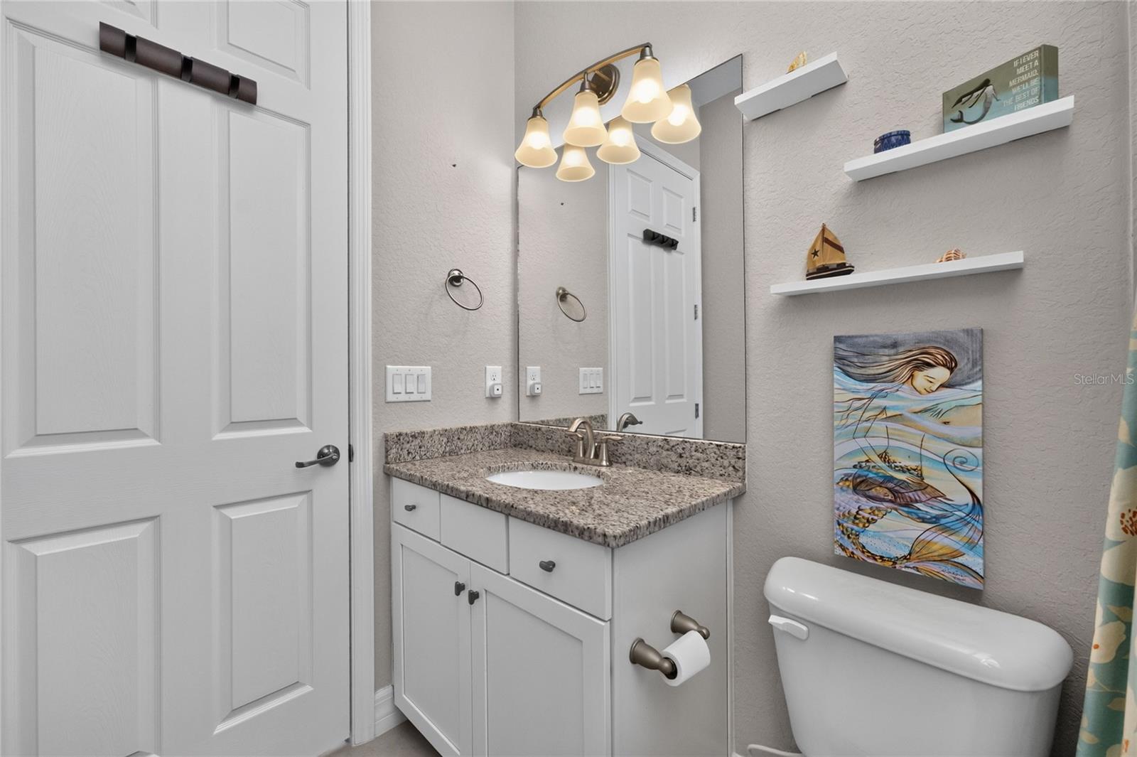 HARBOR WEST - Residential