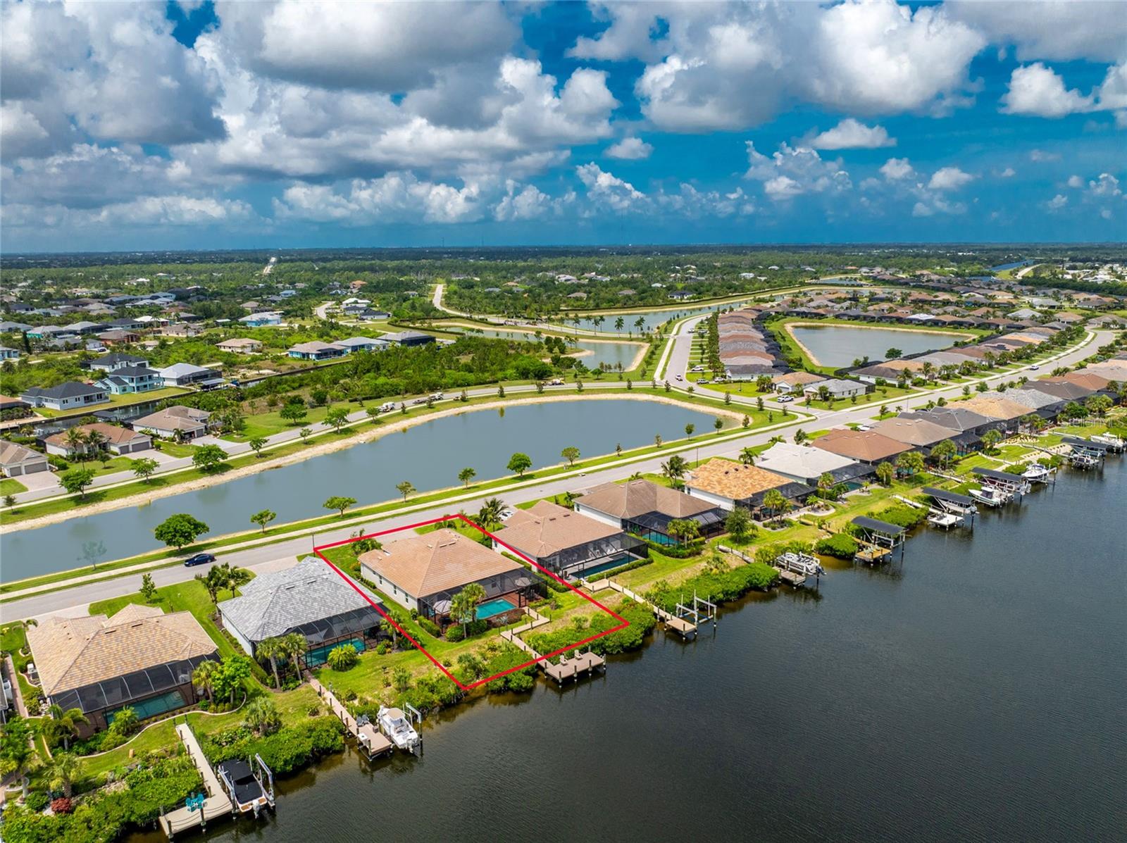 HARBOR WEST - Residential