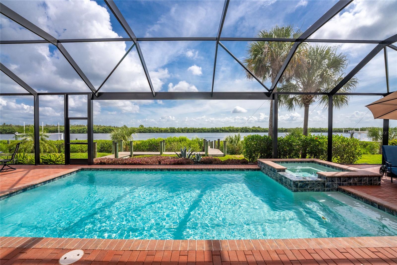 HARBOR WEST - Residential