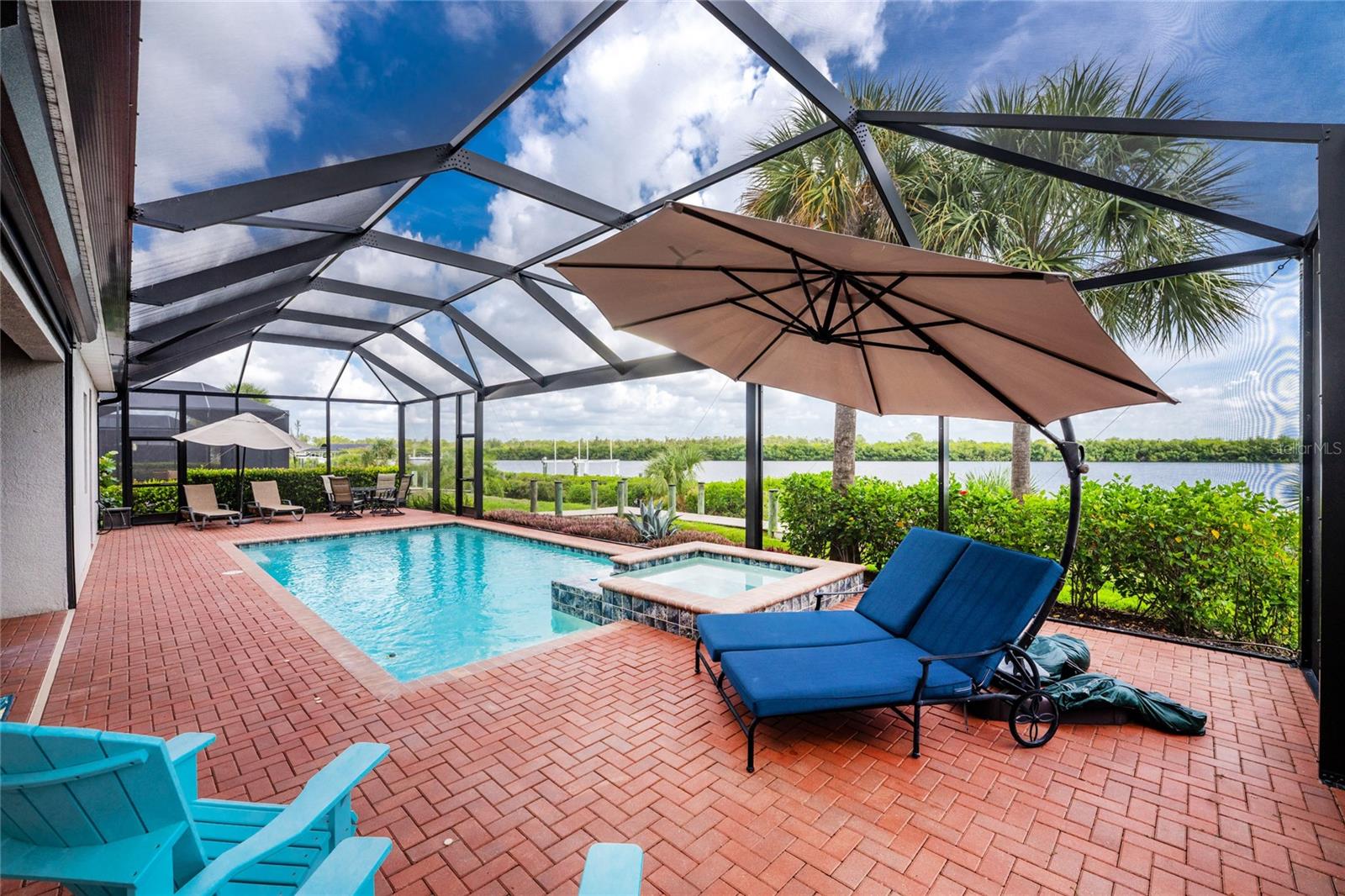 HARBOR WEST - Residential
