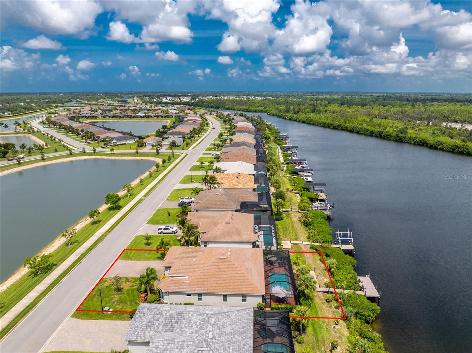 HARBOR WEST - Residential