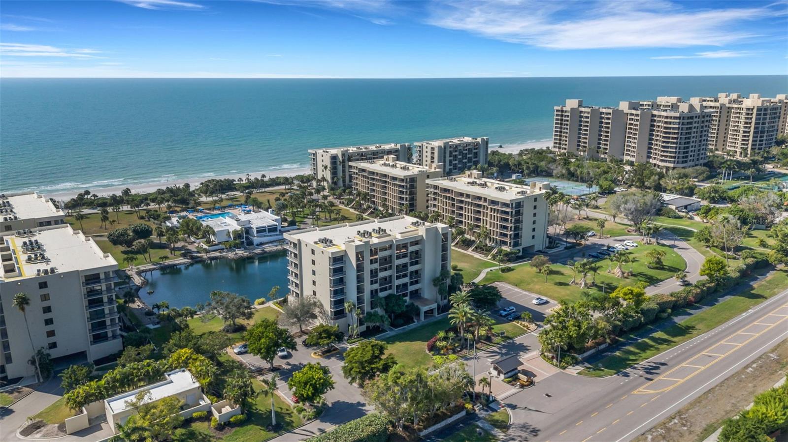 BEACHPLACE II - Residential