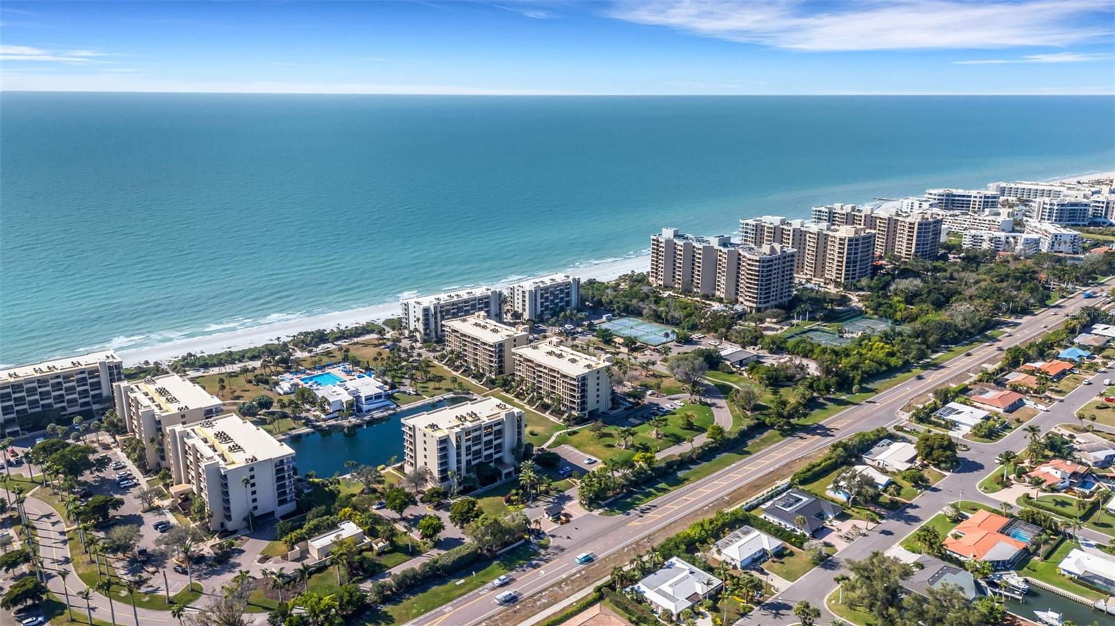 BEACHPLACE II - Residential