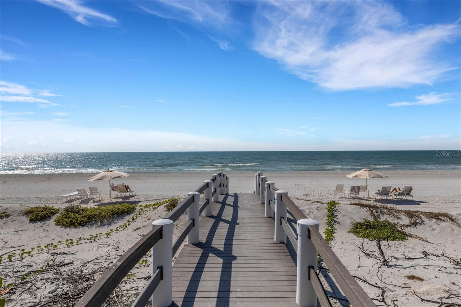 BEACHPLACE II - Residential