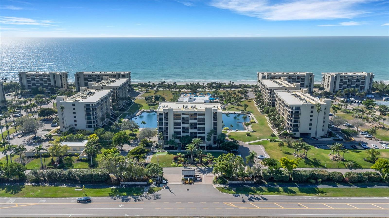 BEACHPLACE II - Residential