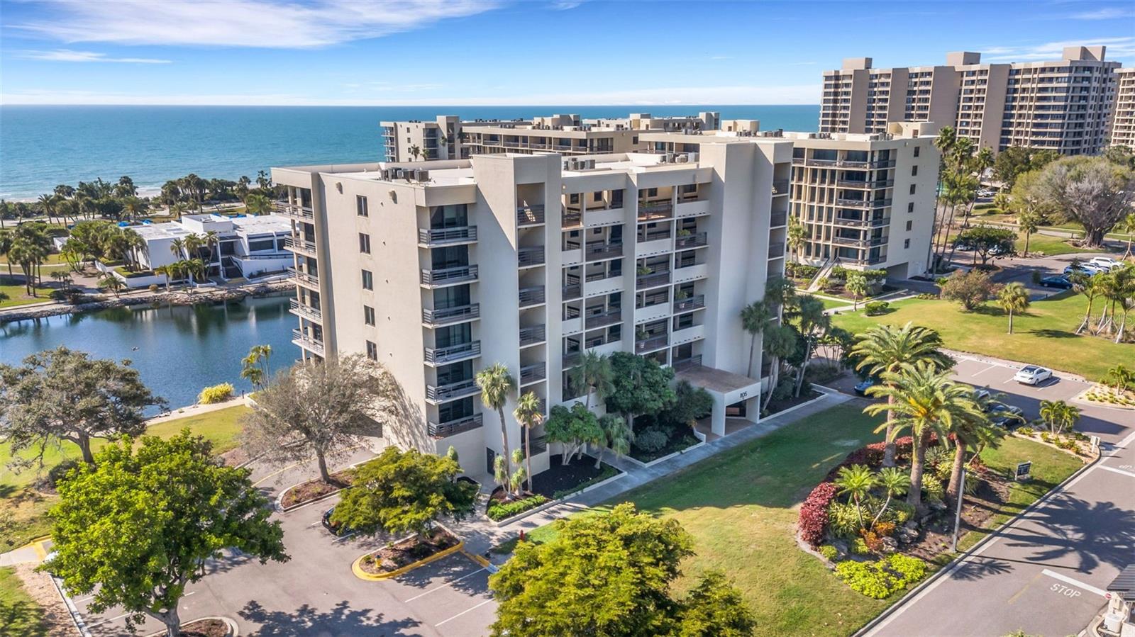 BEACHPLACE II - Residential