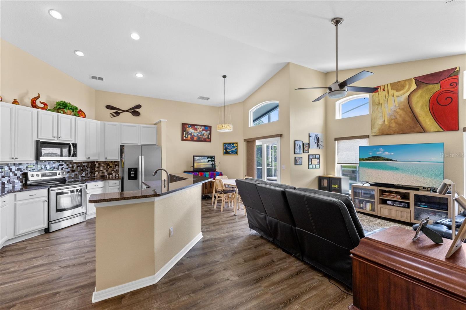 PARKSTONE - Residential