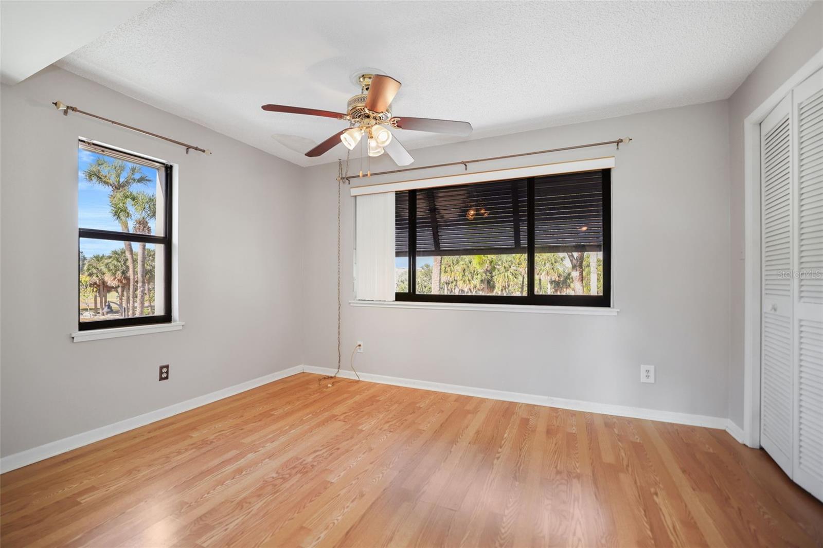 PIRATES COVE CLUB CONDO - Residential